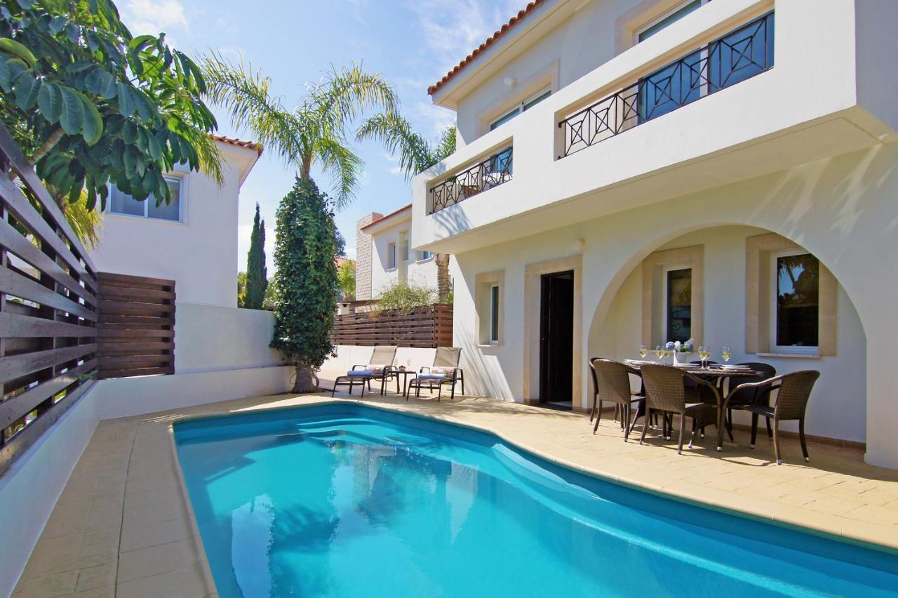 Villa Amy Protaras Buitenkant foto